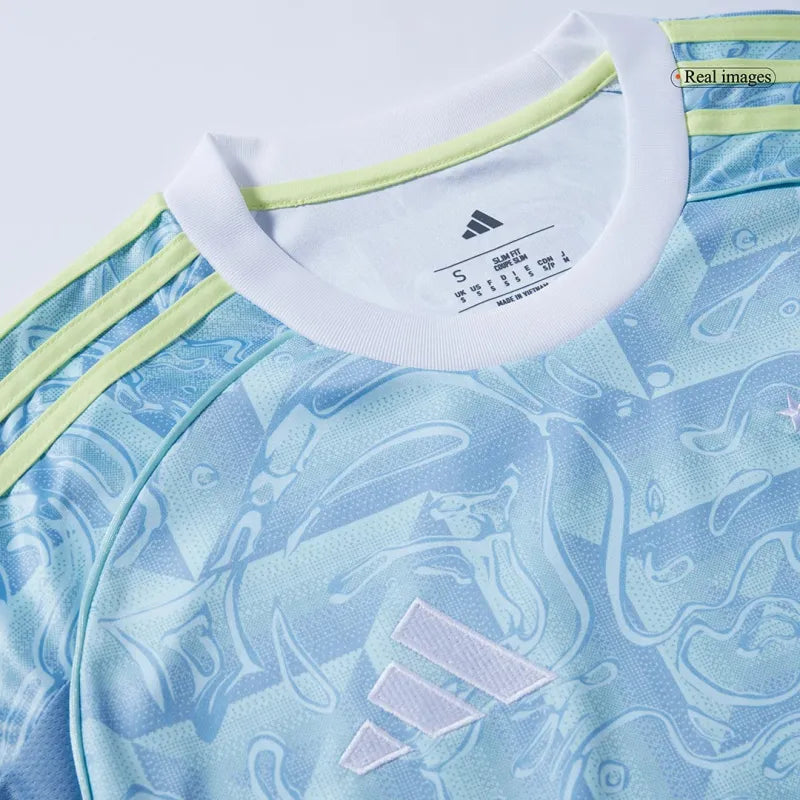 Juventus Away Replica Kit 2025/26