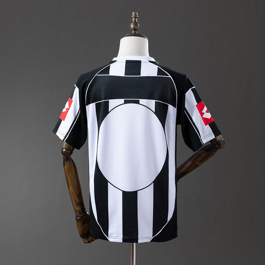 Juventus 2002/2003 Home Retro Kit