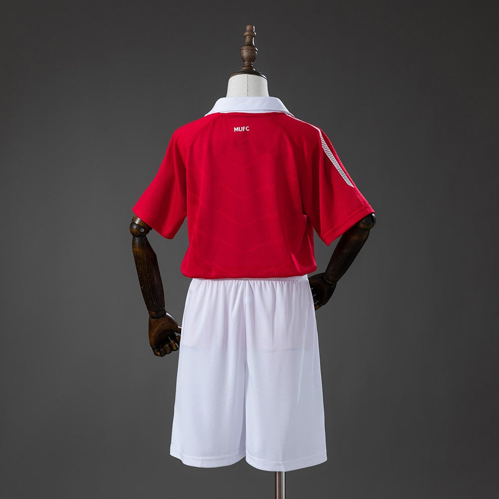 Manchester United 2010/2011 Home Kids Retro Kit