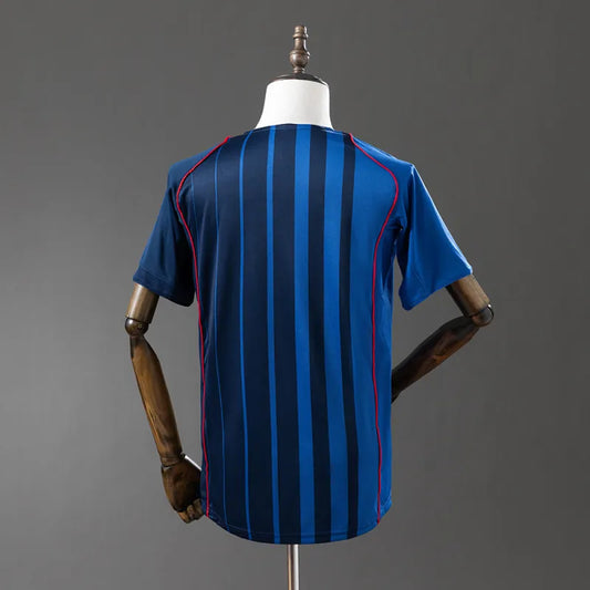 FC Barcelona Retro Away Kit 2004/05