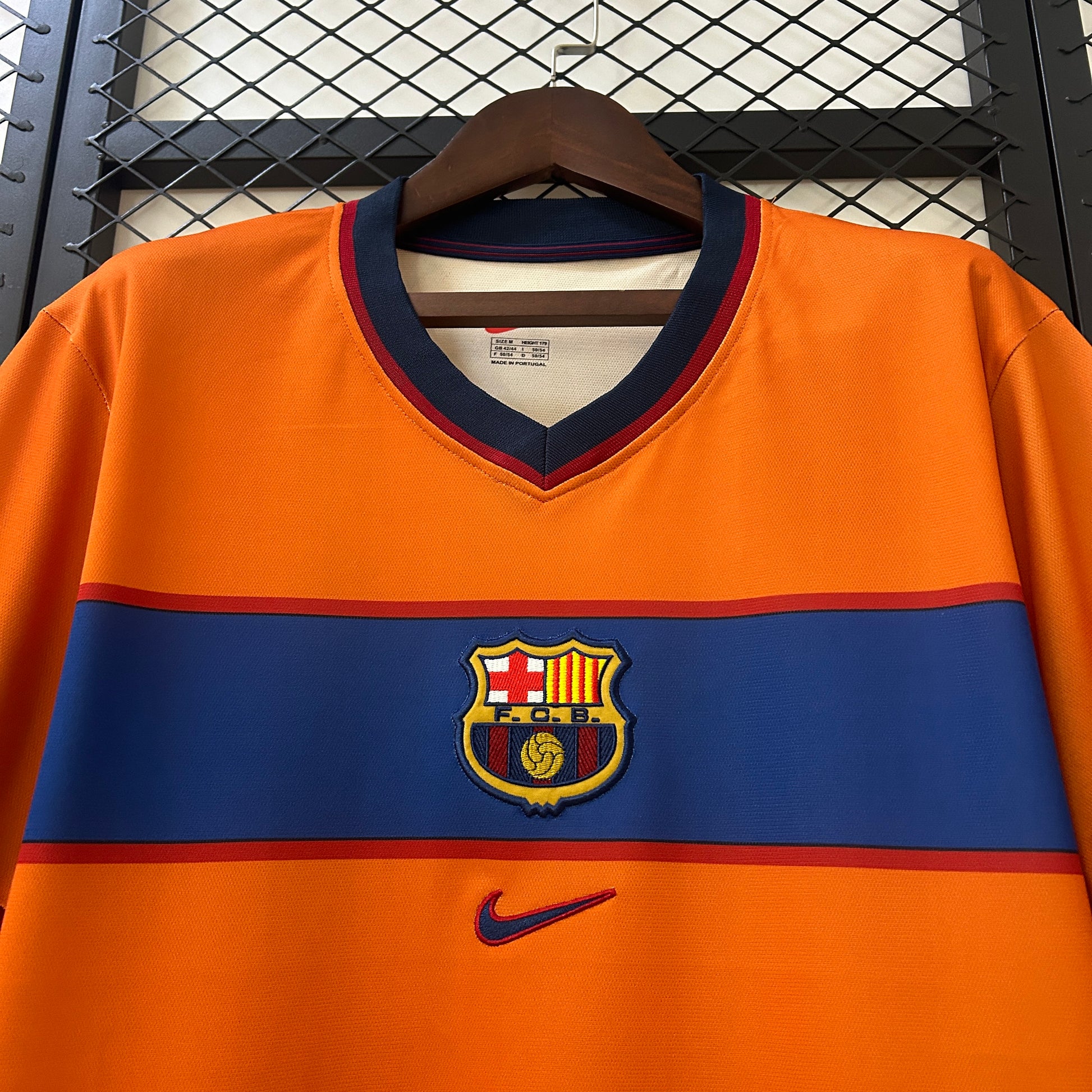 FC Barcelona Retro Third Kit 1998/99