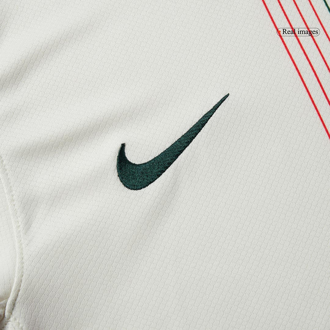 Chelsea Away Replica Kit 2025/26