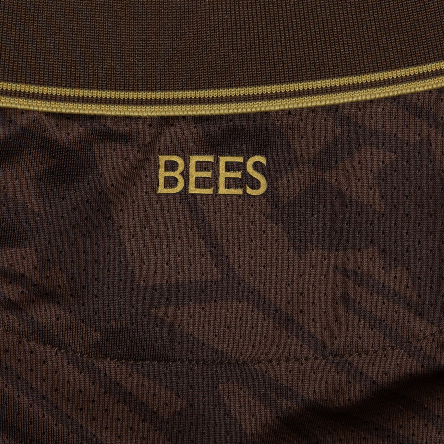 Brentford Away Replica Kit 2025/26