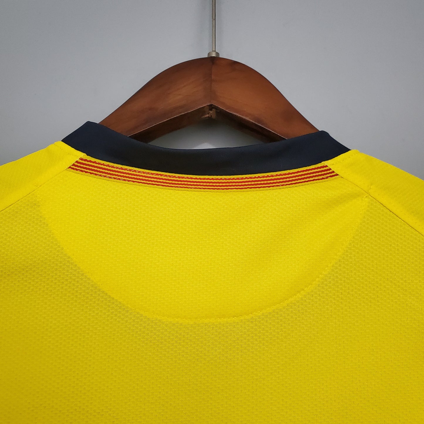 FC Barcelona Retro Away Kit 2008/09