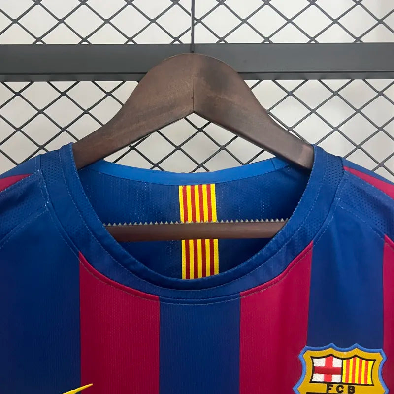 FC Barcelona Retro Home Kit 2005/06
