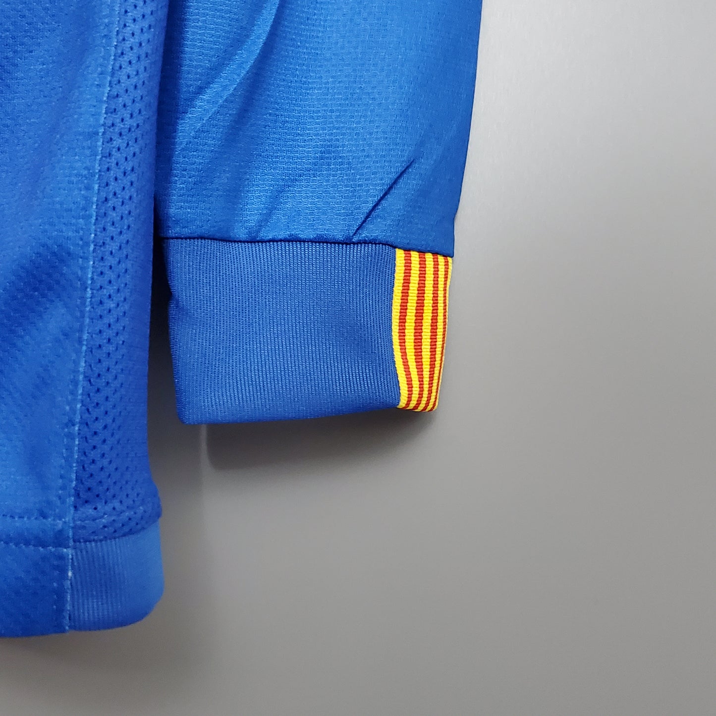 FC Barcelona Retro Home Kit 2006/07 Long Sleeve