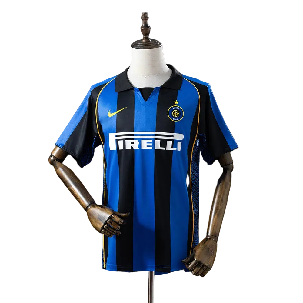 Inter Milan 2001/02 Home Retro Kit