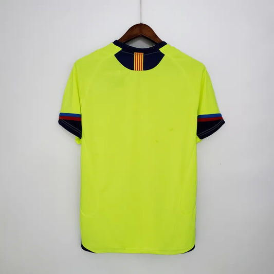 FC Barcelona Retro Away Kit 2005/06