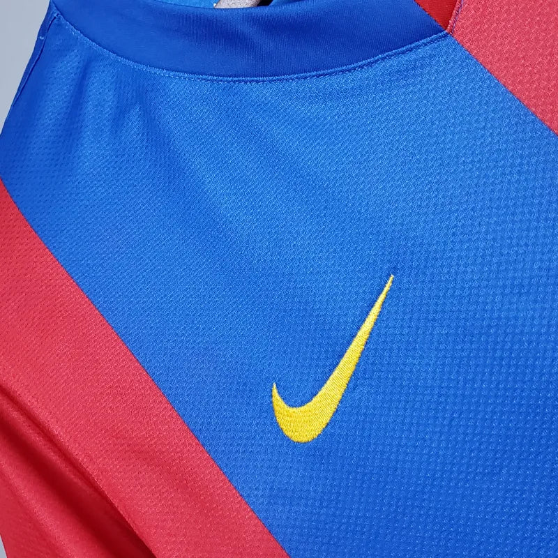 FC Barcelona Retro Home Kit 2006/07