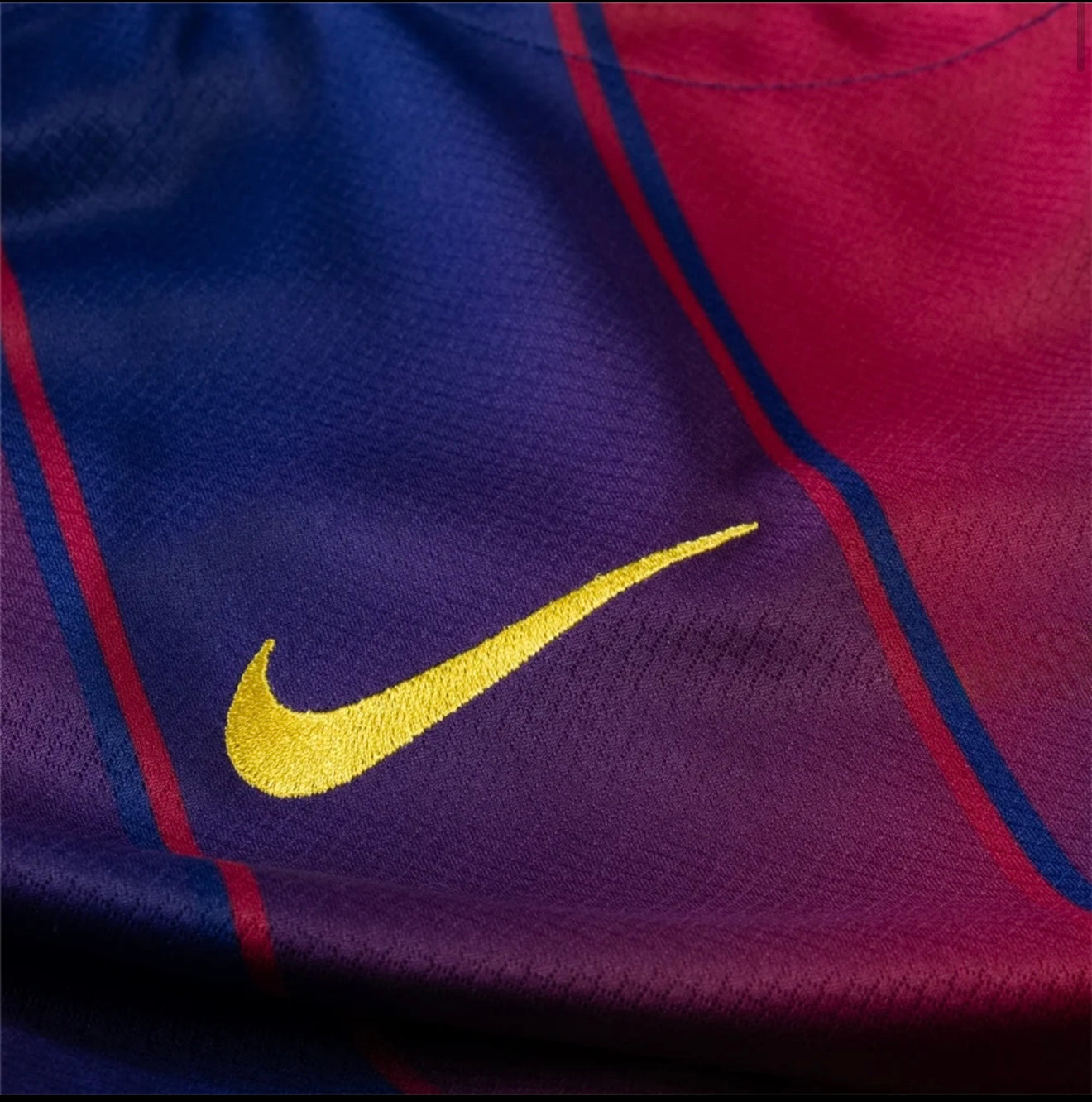 FC Barcelona Home Replica Kit 2025/26