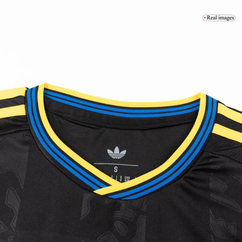 Manchester United Third Replica Kit 2025/26