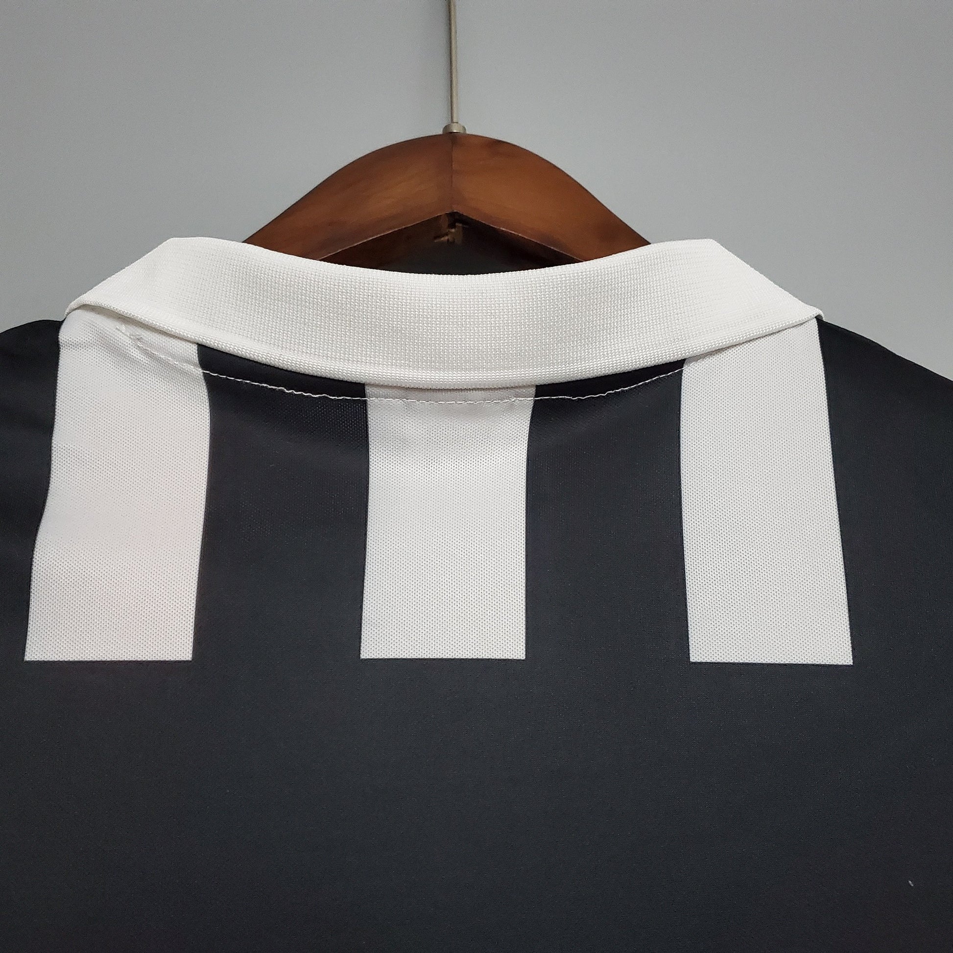 Juventus 1982/1984 Home Retro Kit