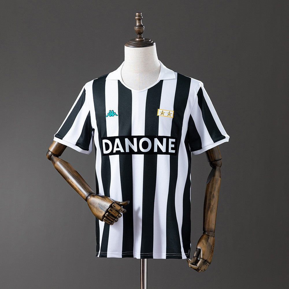 Juventus 1992/1994 Home Retro Kit
