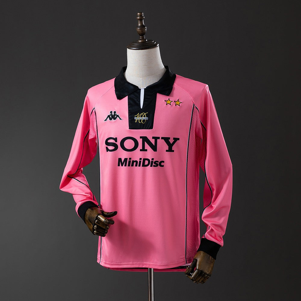 Juventus 1997/1998 Away Long Sleeve Retro Kit