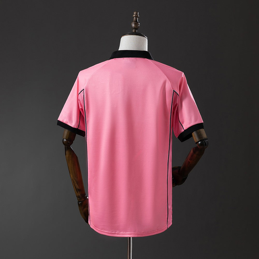 Juventus 1997/1998 Away Retro Kit