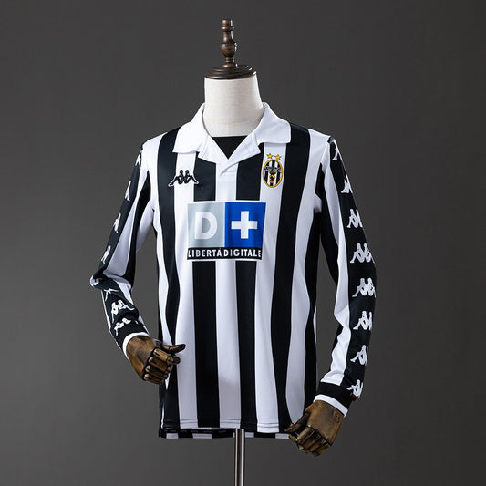 Juventus 1999/2000 Home Long Sleeve Retro Kit