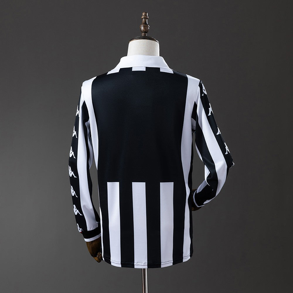 Juventus 1999/2000 Home Long Sleeve Retro Kit