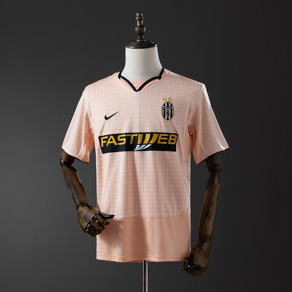 Juventus 2003/2004 Third Retro Kit