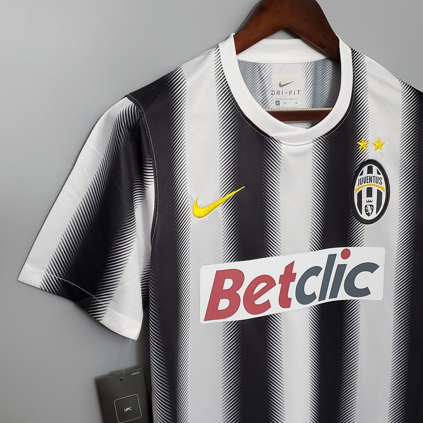 Juventus 2010/2011 Home Retro Kit