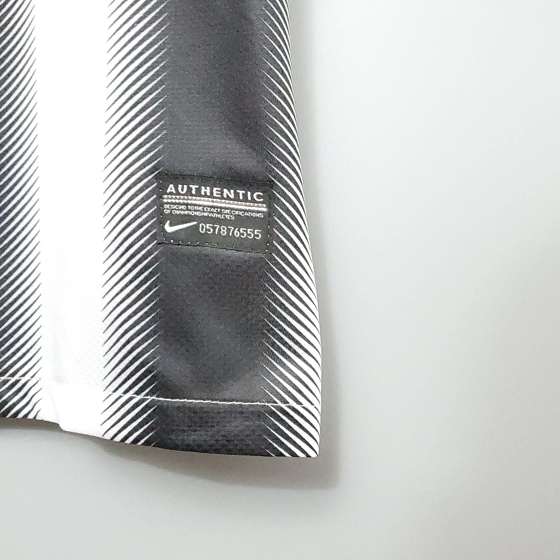 Juventus 2010/2011 Home Retro Kit