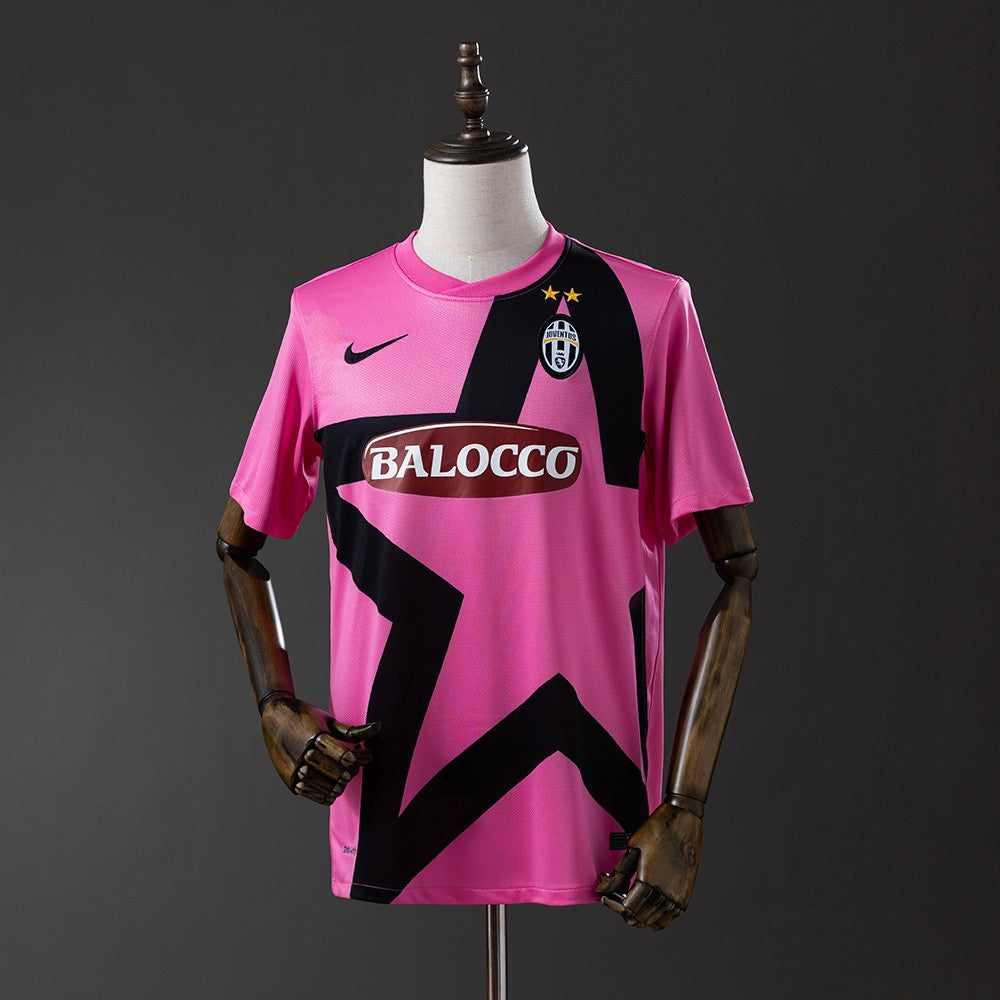 Juventus 2011/2012 Away Retro Kit