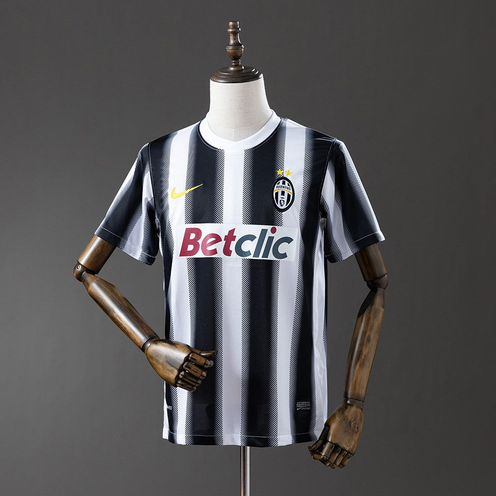 Juventus 2011/2012 Home Retro Kit