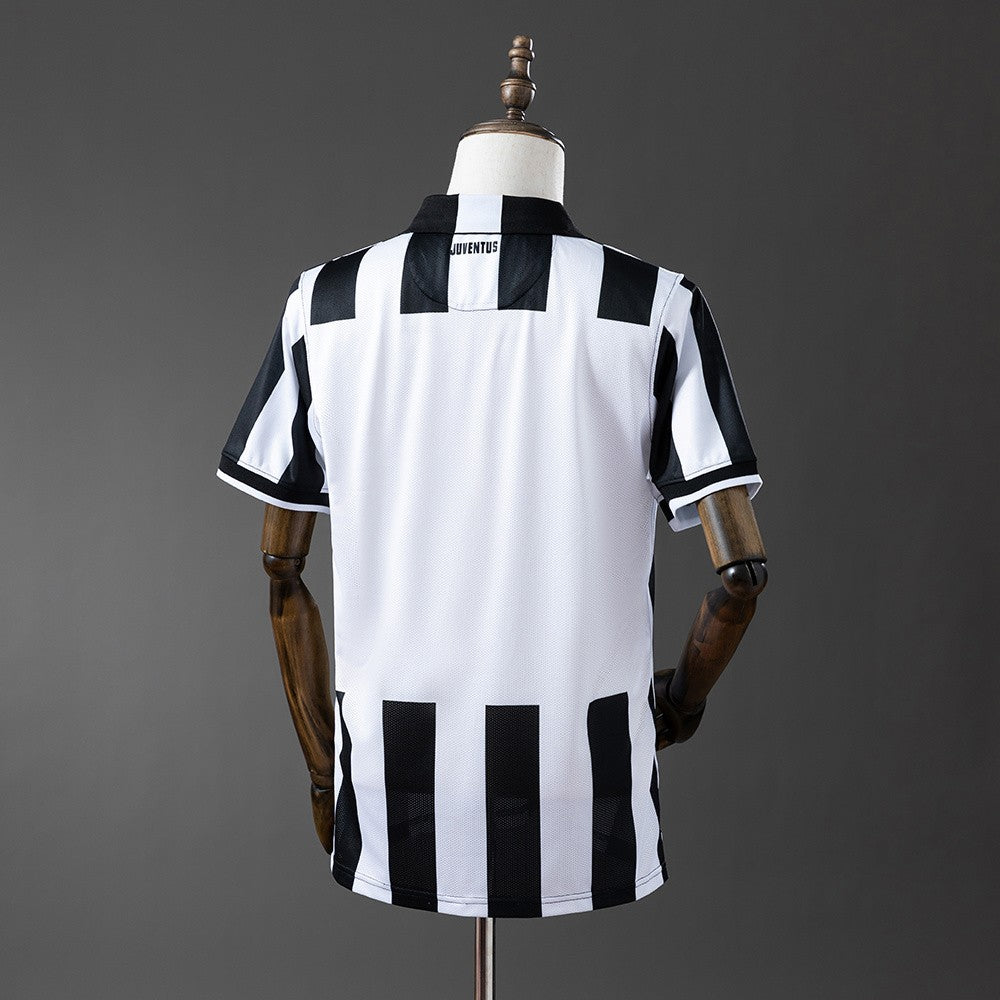 Juventus 2014/2015 Home Retro Kit
