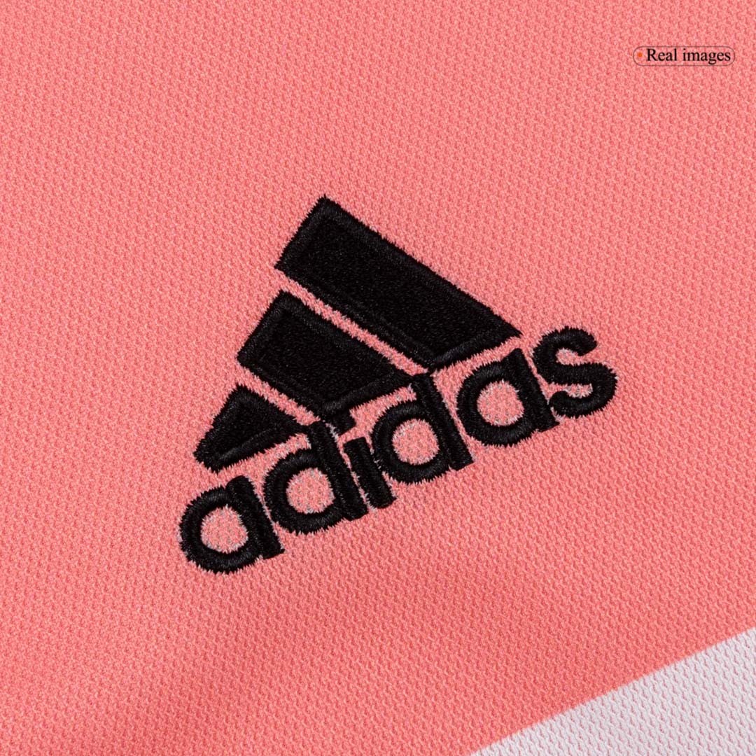 Juventus 2015/2016 Away Retro Kit