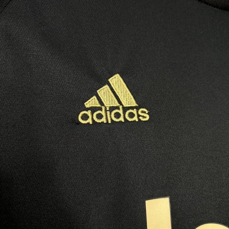 Juventus 2015/2016 Third Retro Kit