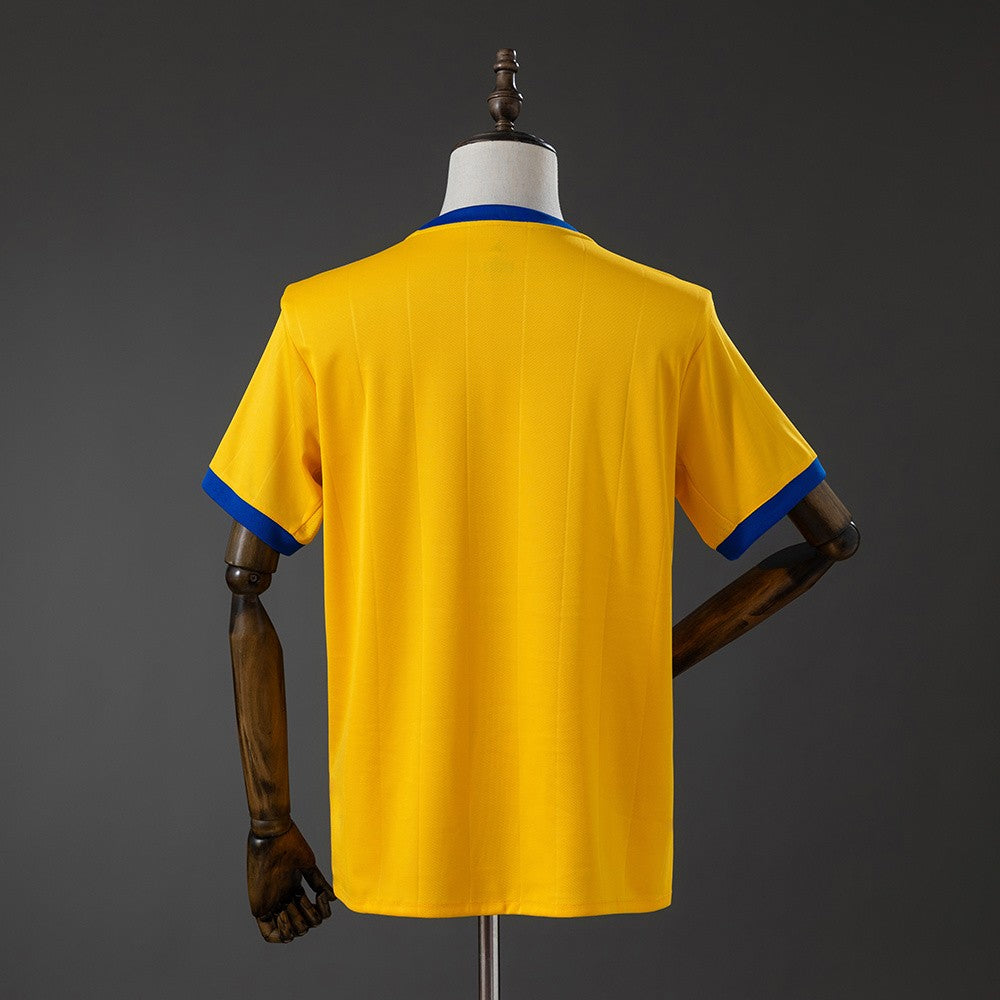 Juventus 2017/2018 Away Retro Kit