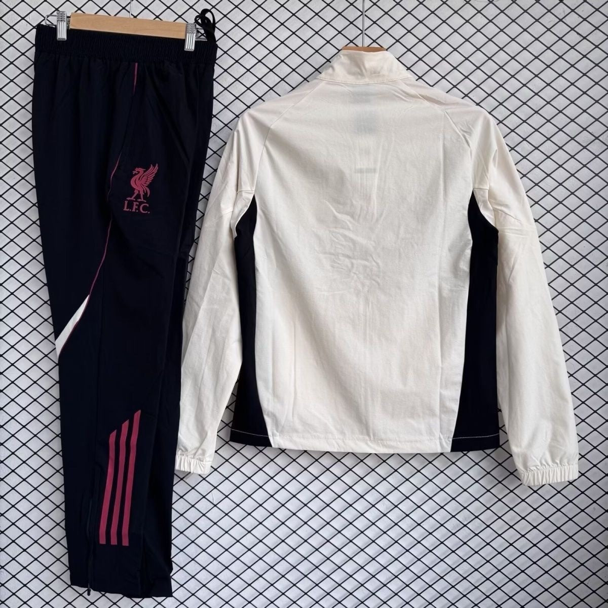 Liverpool Windbreaker 2025/26