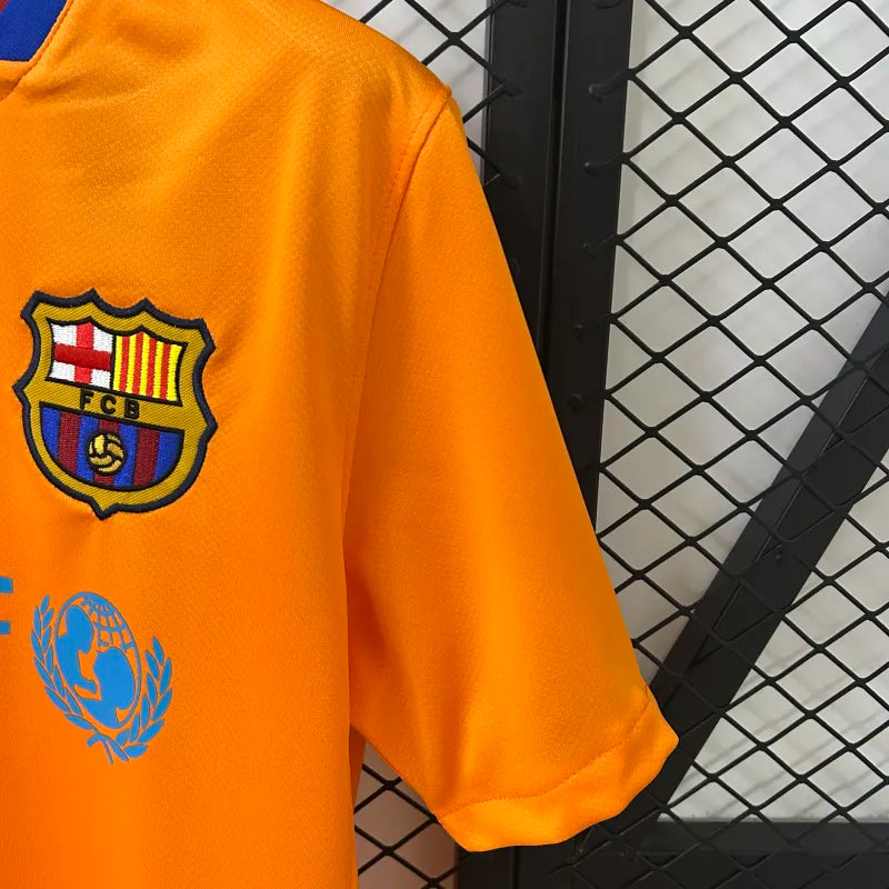 FC Barcelona Retro Away Kit 2006/07
