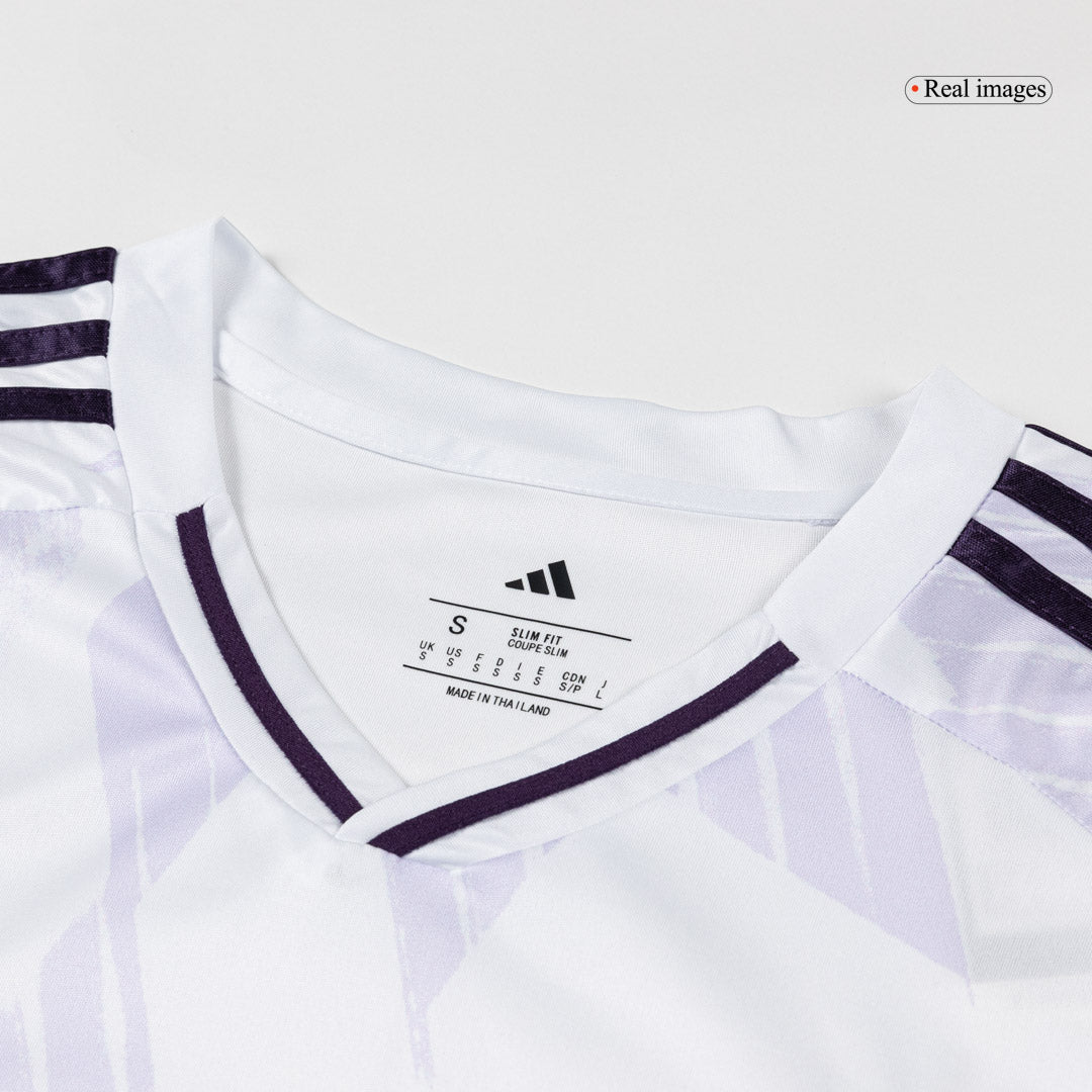 Manchester United Away Replica Kit 2025/26