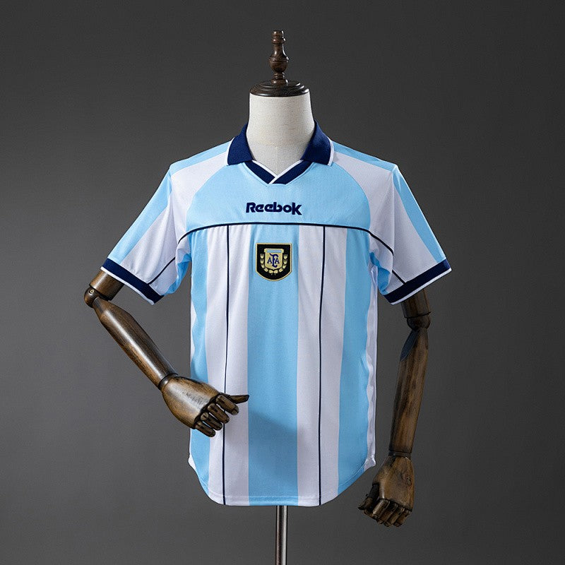 Argentina 2000/01 Home Retro Kit front view