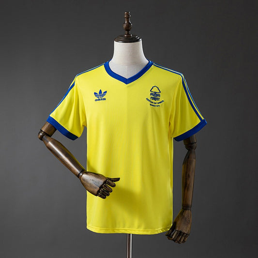 Nottingham Forest 1977/80 Away Retro Kit front view
