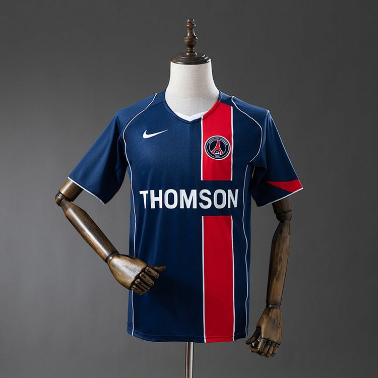 Paris Saint-Germain 2004/05 Home Retro Kit front view