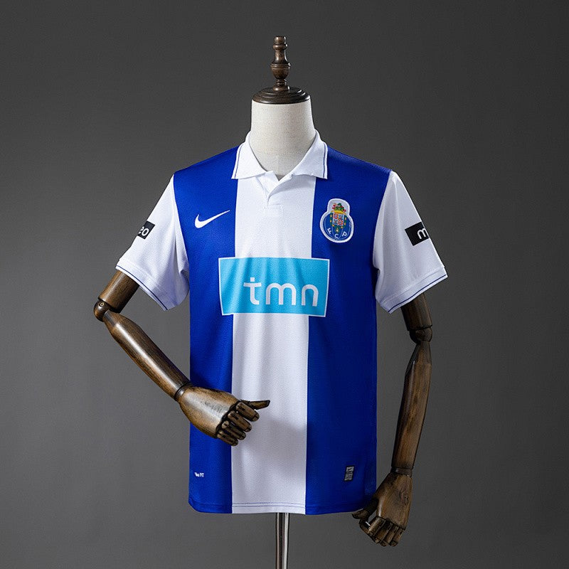Porto 2009/10 Home Retro Kit front view