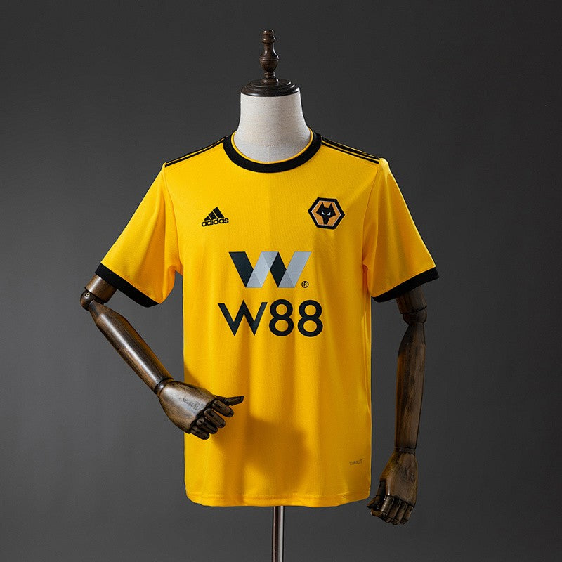 Wolverhampton Wanderers 2018/19 Home Retro Kit front view