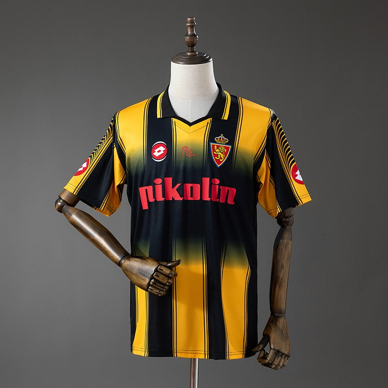 Zaragoza 2003/04 Away Retro Kit front view