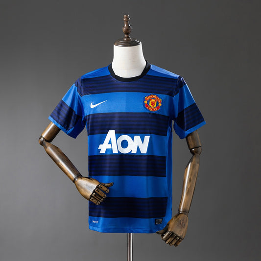 Manchester United 2011/12 Away Retro Kit front view