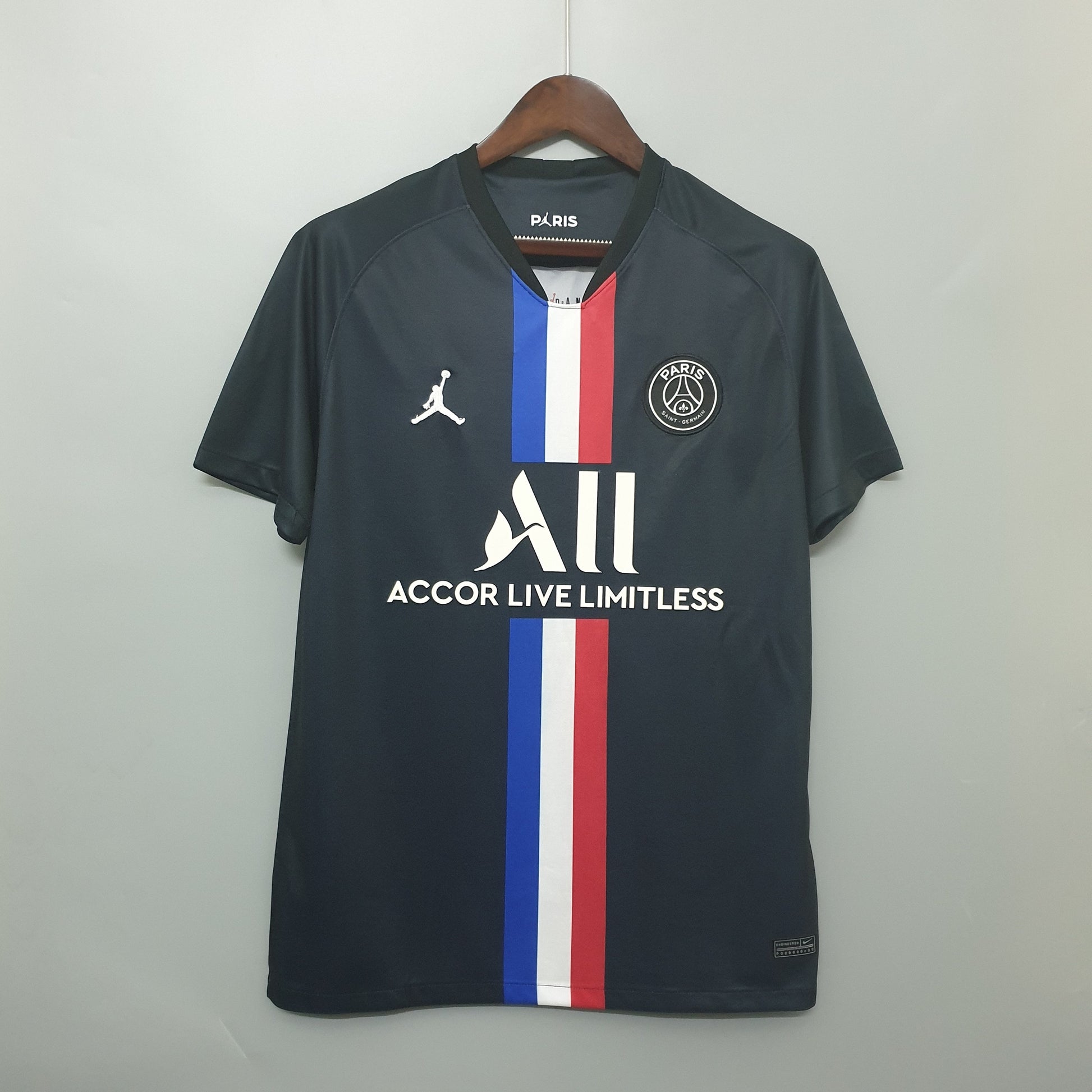 Paris Saint-Germain 2019/20 Away Retro Kit front view