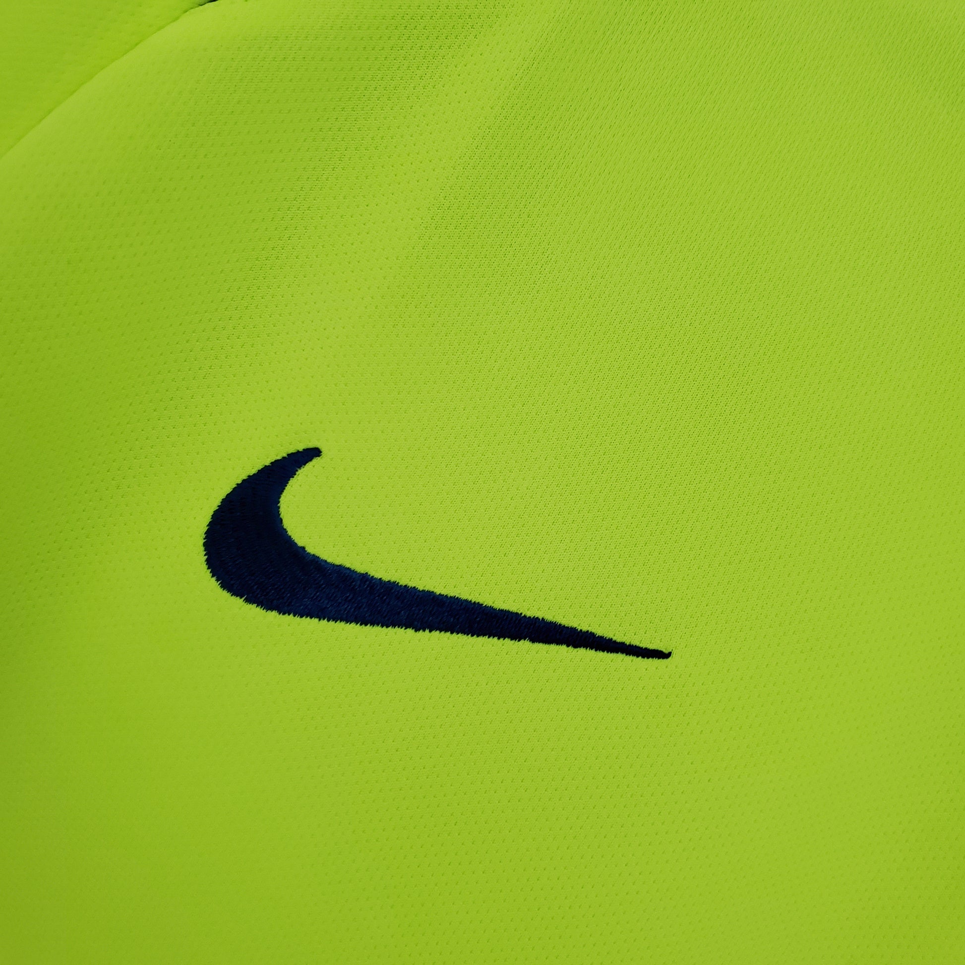 FC Barcelona Retro Away Kit 2005/06 Long Sleeve